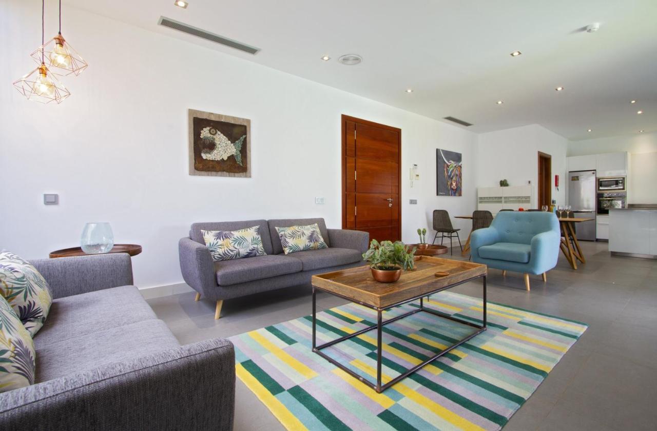 Luxury Los Mojones Villa Short Walk To Old Town Private Heated Pool Villa Los Mojones Angie Puerto Del Carmen Тіас Екстер'єр фото